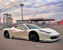 画像をギャラリービューアに読み込む, FERRARI ROAMAIR