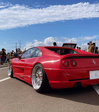 画像をギャラリービューアに読み込む, FERRARI ROAMAIR