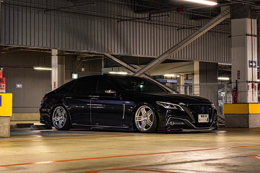 220クラウン