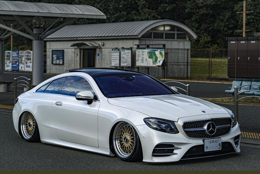 メルセデスベンツ　C238