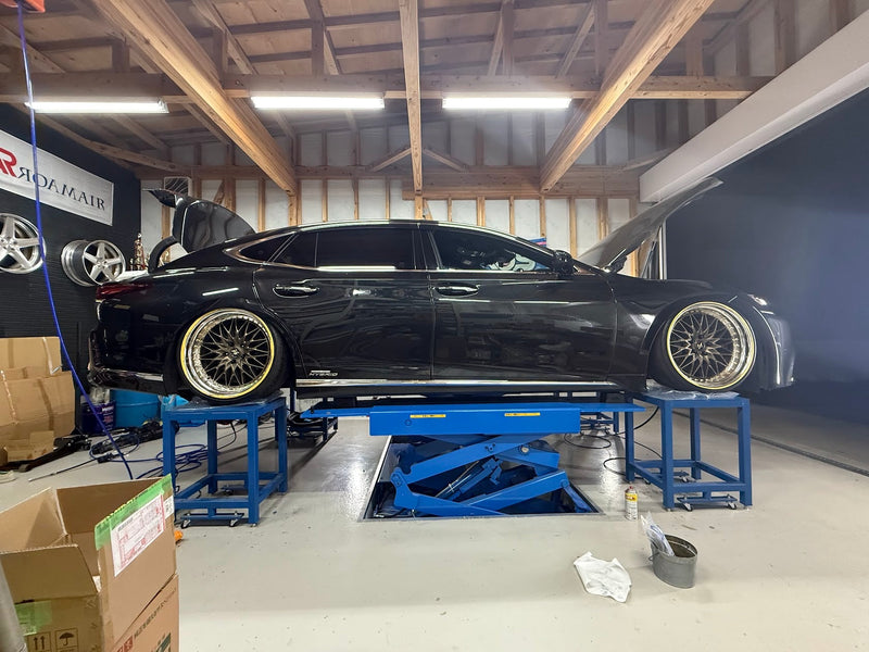 LEXUS LS500エアサス取付