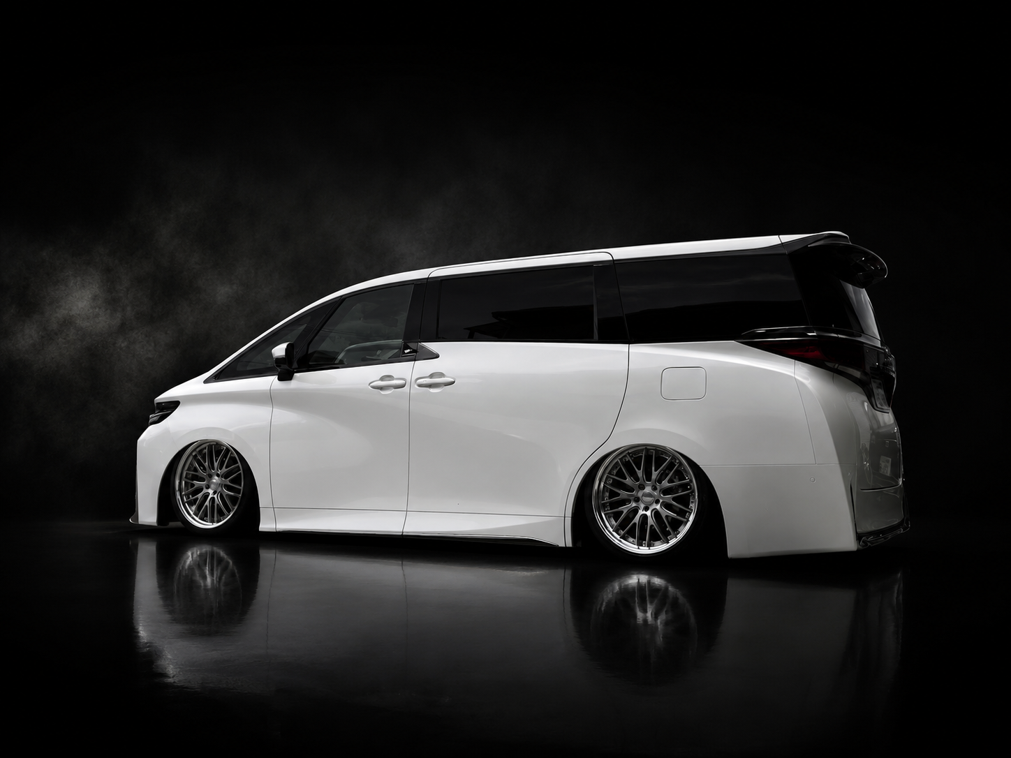 TOYOTA – ROAMAIR_JAPAN TOYOTA – ROAMAIR_JAPAN